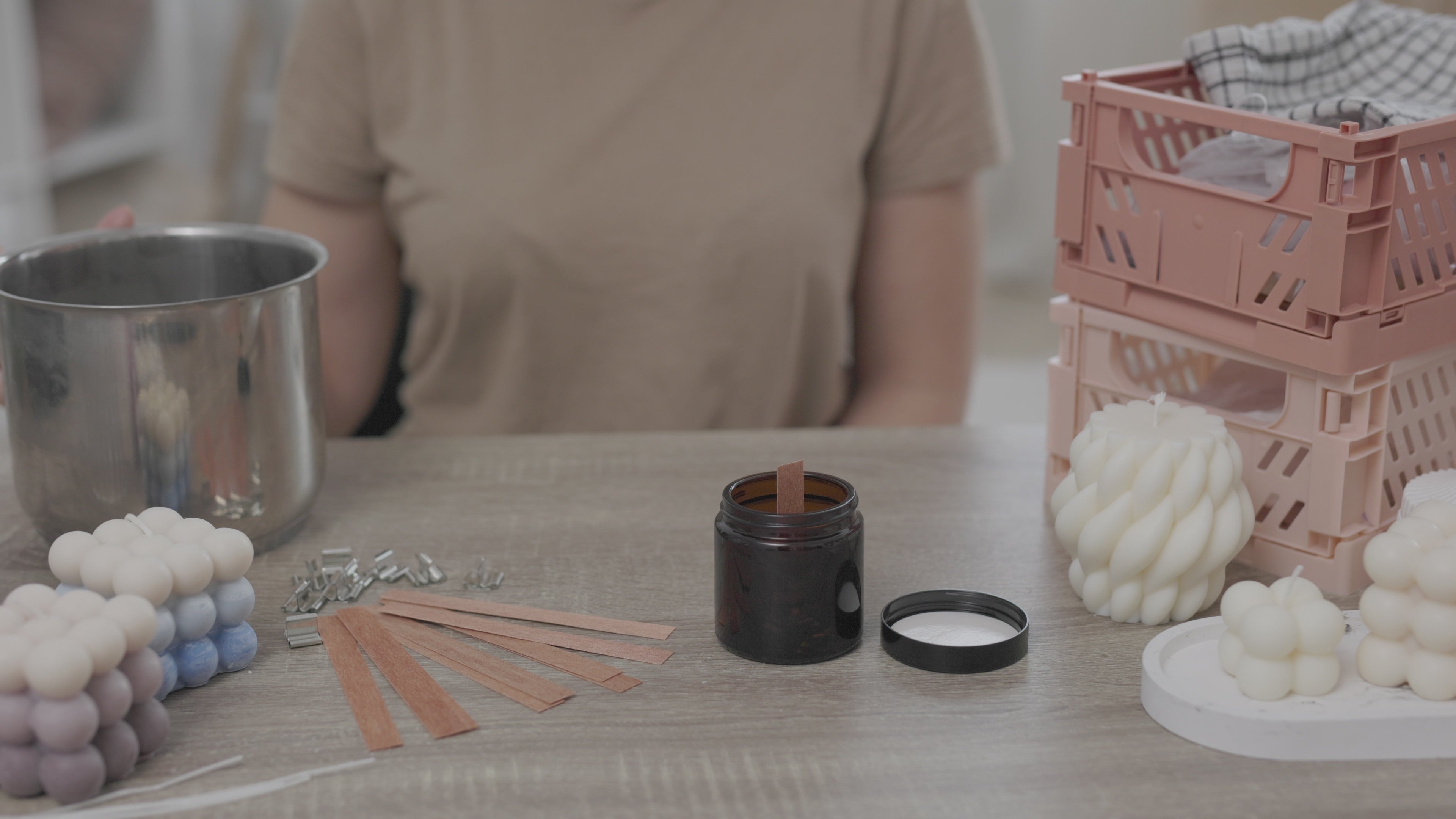 Încarcă clipul video: 